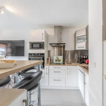 Domaine Du Preconil By Interhome Lägenhet Sainte-Maxime