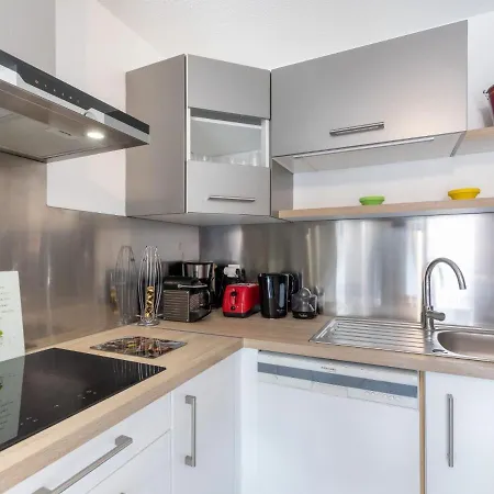 Apartment Domaine Du Preconil By Interhome Sainte-Maxime